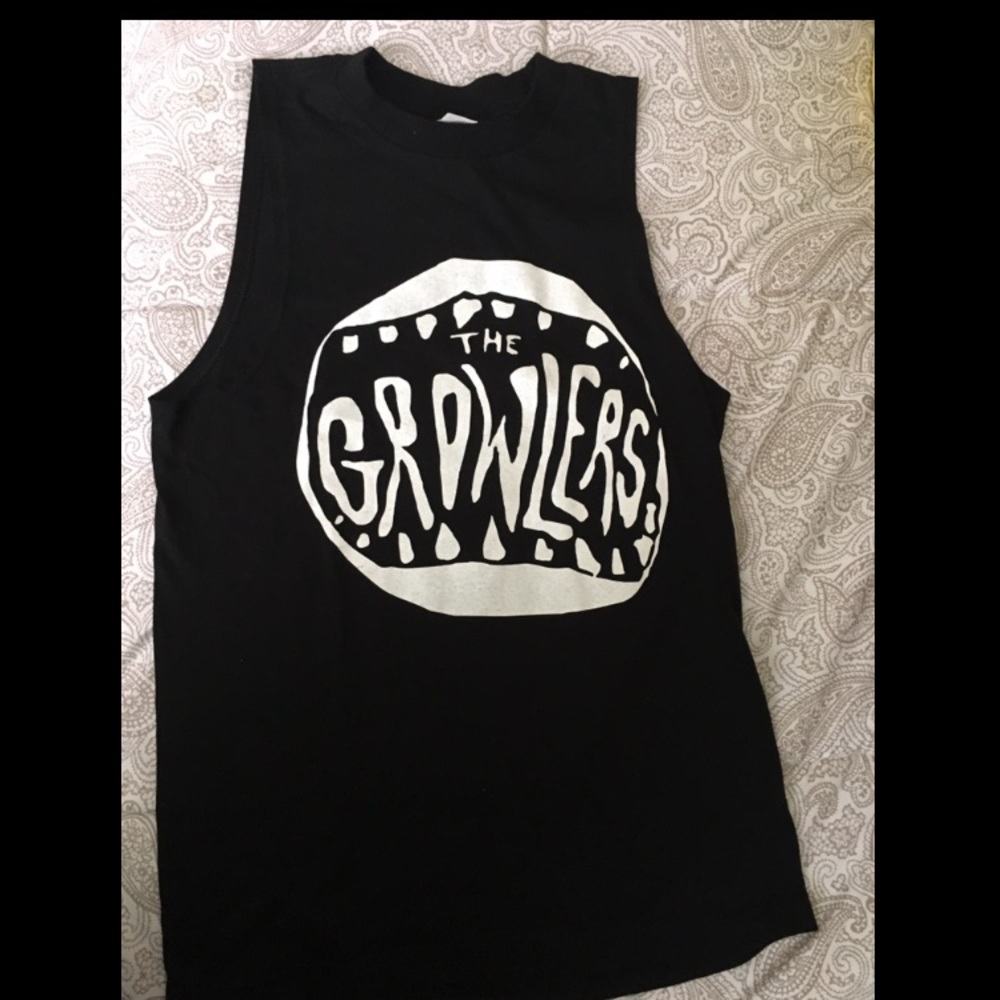The Growlers cut sleeve T-shirt
